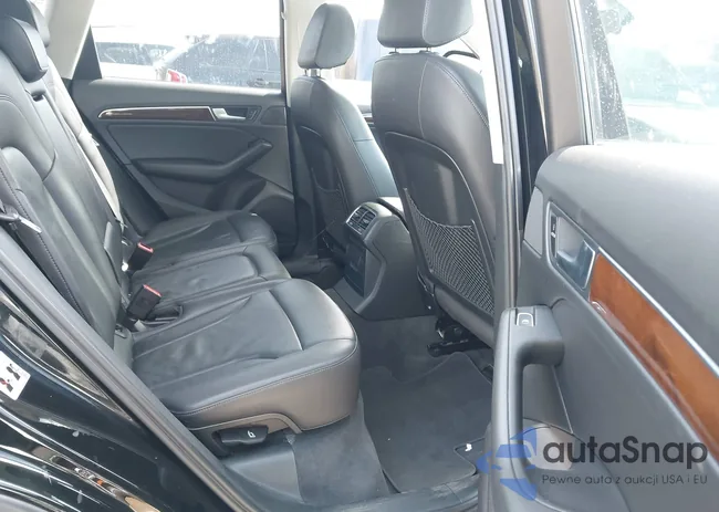 WA1C2AFP4HA076158: 44633717