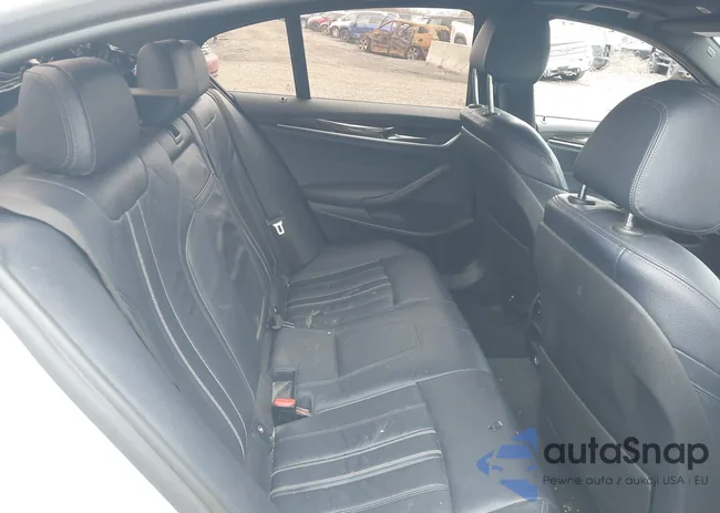 WBAJA7C30HG905676: 44633727