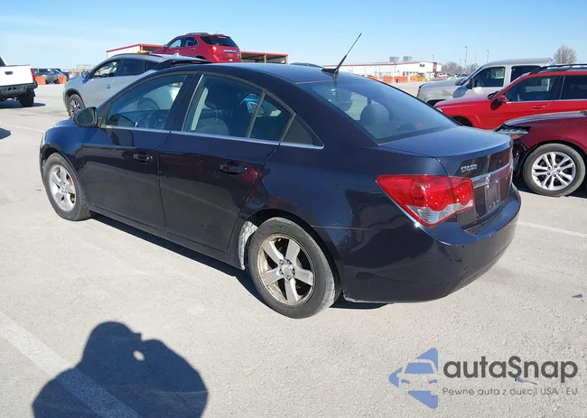 1G1PC5SB0E7226550: 44633764