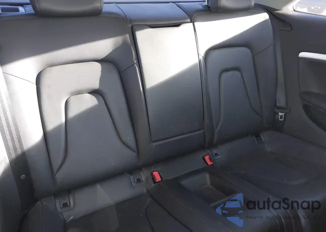 WAULFAFR0CA005105: 44633028