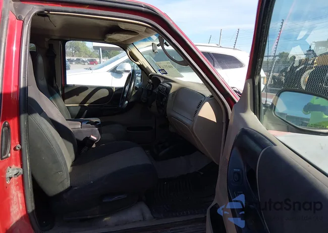 1FTYR44V43PA84762: 44633143