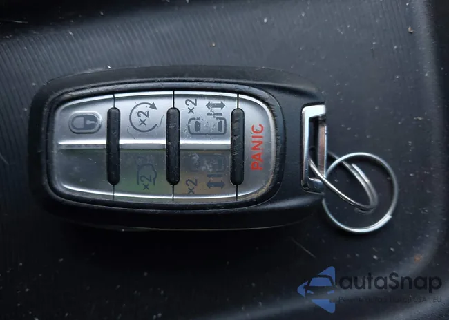 2C4RC1DG8MR504559: 44633149