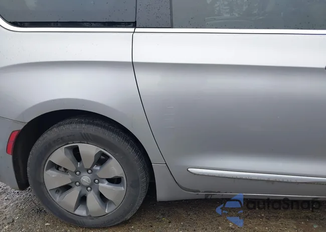 2C4RC1N70HR655190: 44633278