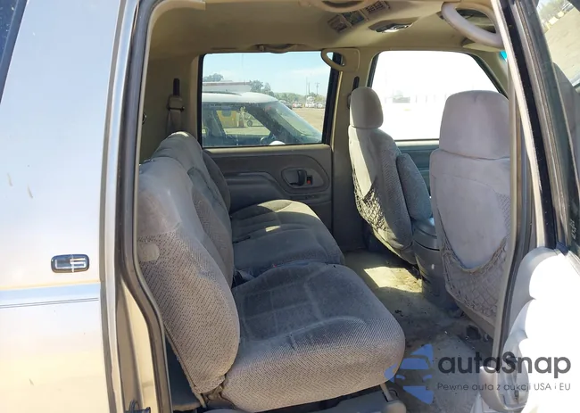 3GNFK16R1XG117745: 44633386