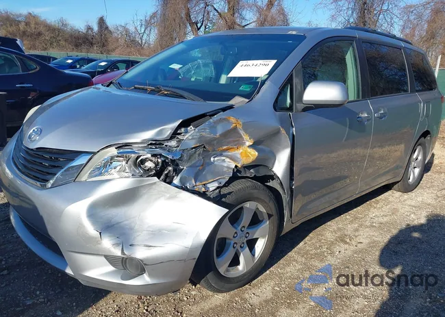 5TDKK3DC6BS045064: 44634290