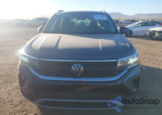 3VV5X7B23RM057653: 44635559