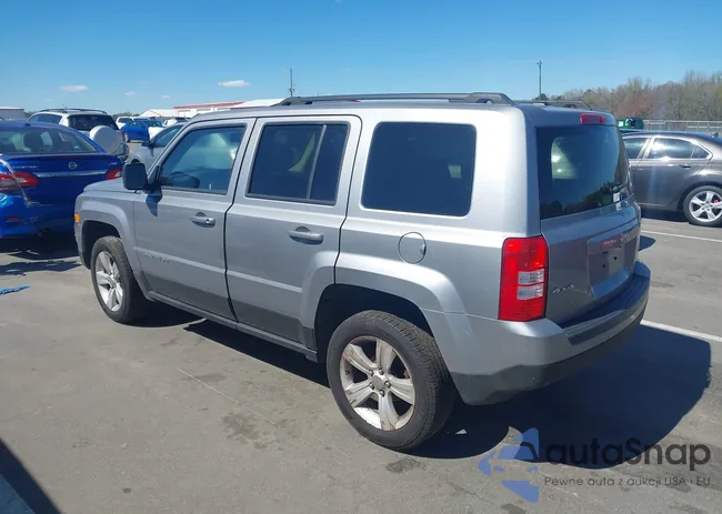 1C4NJRFB8GD597952: 44635692