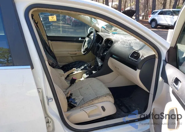 3VWML7AJ8EM615714: 44636742