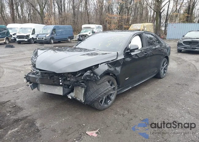 1G6DH5RL3M0135583: 44636877