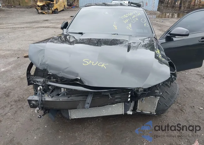 1G6DH5RL3M0135583: 44636877