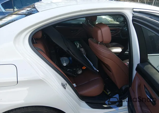 WBAFU7C50CDU59067: 44637485