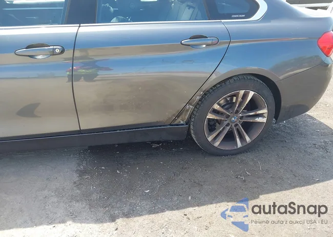 WBA4F7C52HG438163: 44637576