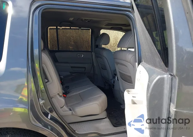 5FNYF4H90AB005245: 44637758