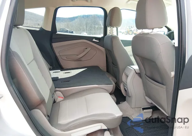 1FMCU9GX0EUB74946: 44639644