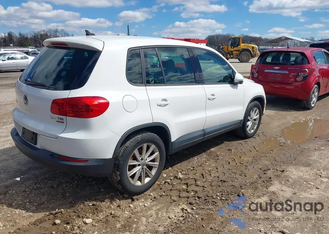 WVGBV3AX0EW541461: 44639667