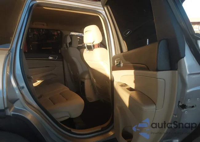 1C4RJEAG5EC409923: 44639116