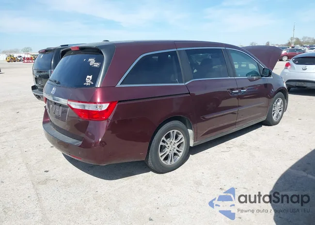 5FNRL5H60CB084606: 44640408