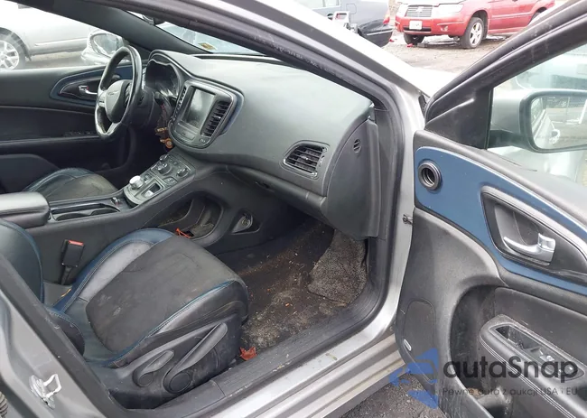 1C3CCCDG8FN648702: 44640498