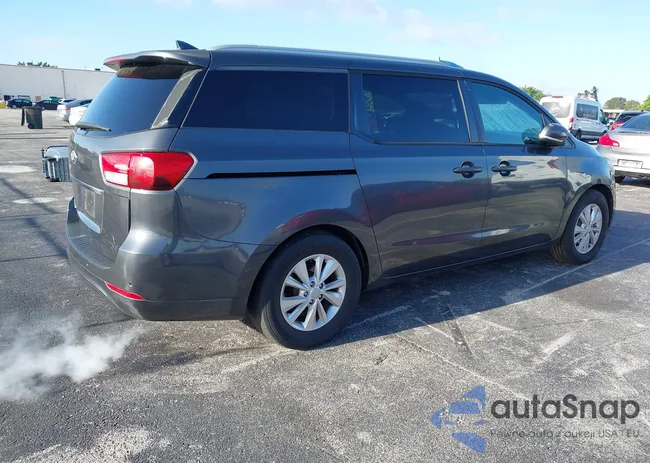 KNDMB5C13G6097778: 44640686