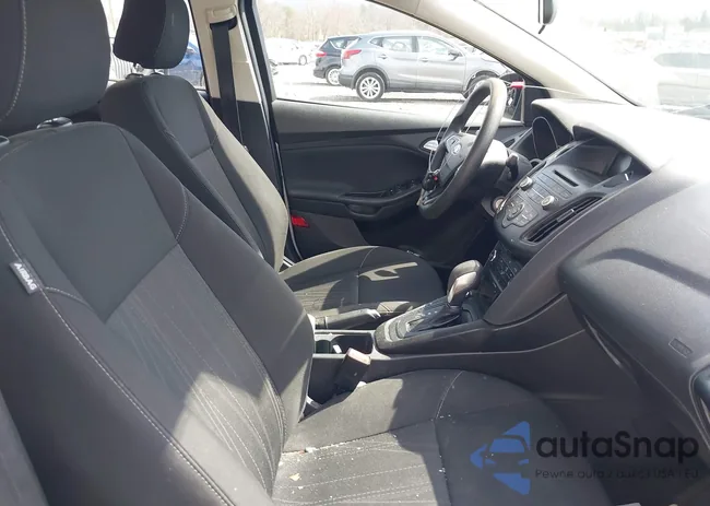 1FADP3F22HL278700: 44640931