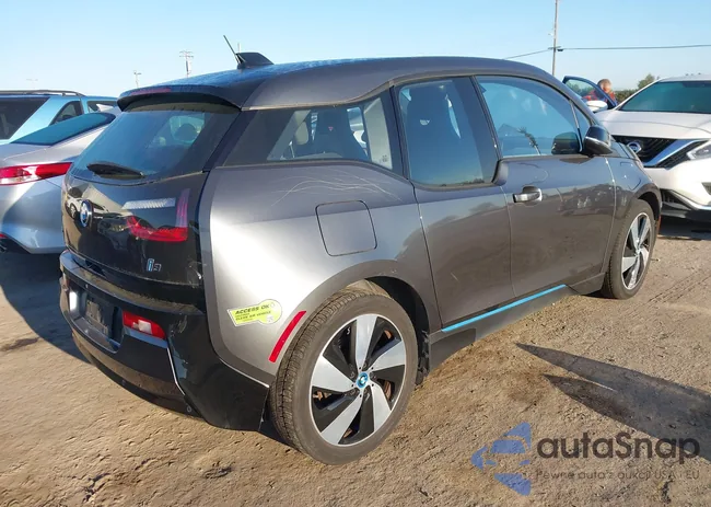 WBY1Z8C35HV890149: 44640025