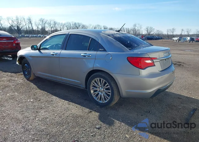 1C3CCBCG5DN520426: 44641426