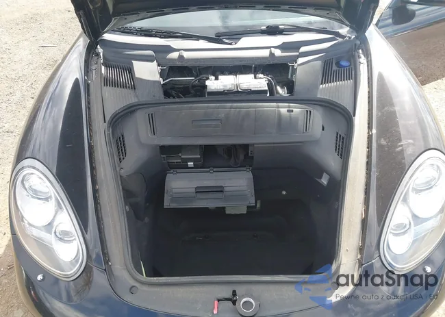 WP0CB2A89CS798076: 44641910