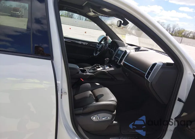 WP1AB2A29GLA93652: 44641963