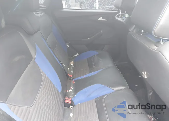 1FADP3L93FL347814: 44641088