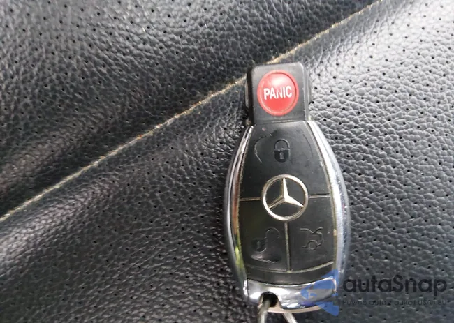 WDBRF52H77F893585: 44642519