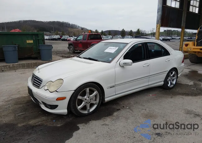 WDBRF52H77F893585: 44642519