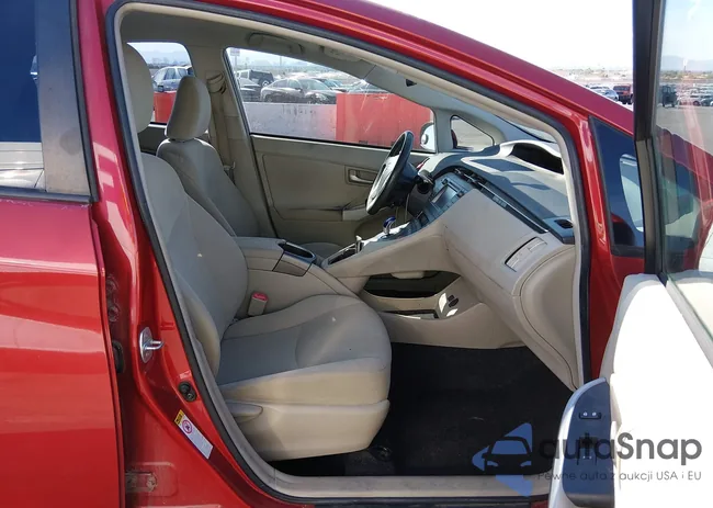 JTDKN3DU7D1615704: 44642591