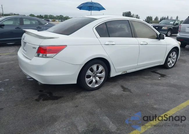 5KBCP3F80AB018297: 44642796