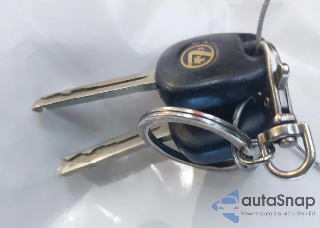 JT8BH28F3V0090885: 44642890