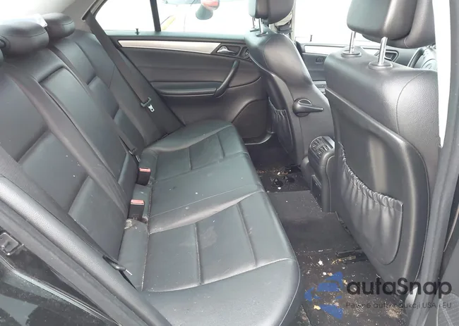 WDBRF52HX6A915722: 44642909