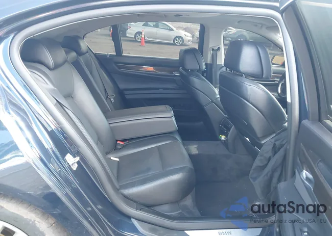 WBAKC8C55BC434239: 44642962