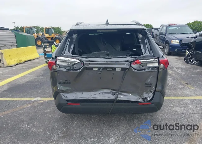 2T3A1RFV2RC401651: 44642096