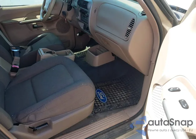 1FMZU67E91UC51038: 44643672