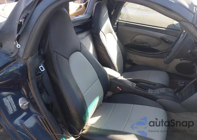 WP0CA2980XU623443: 44643793