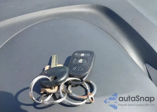 KMHCT4AEXFU808875: 44643928