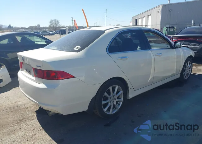 JH4CL96806C037643: 44643942