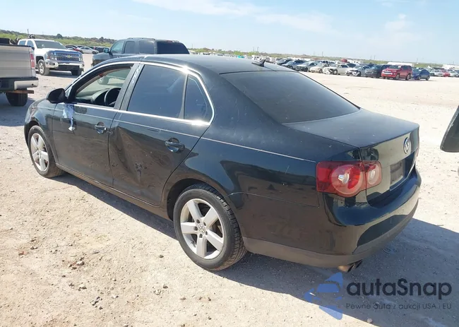 3VWRM71K58M078025: 44643946