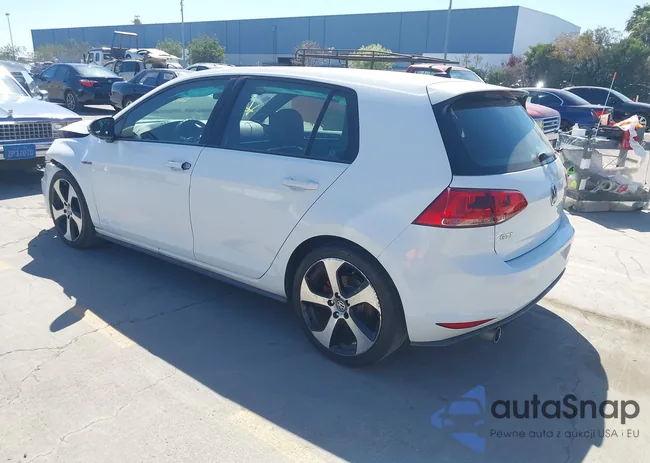 3VW5T7AU0FM015060: 44643133