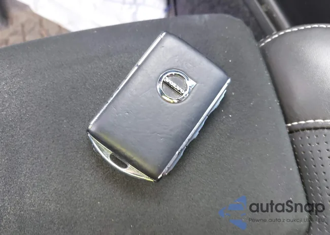 YV4162UM5L2321260: 44643147