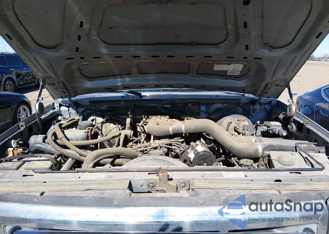 1FTHW26G7VEC99322: 44644484