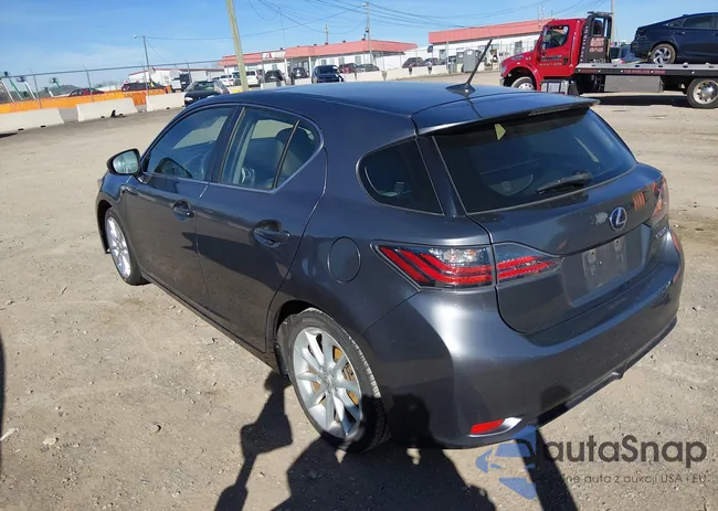 JTHKD5BH6D2143623: 44644297