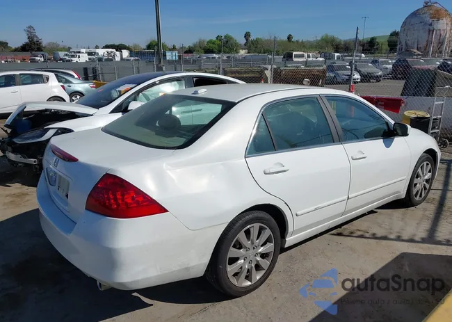 1HGCM66516A036601: 44644337