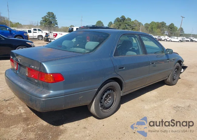 4T1BF22K0YU944687: 44645594