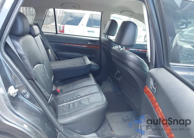 4S4BRBJC1B3342749: 44645617