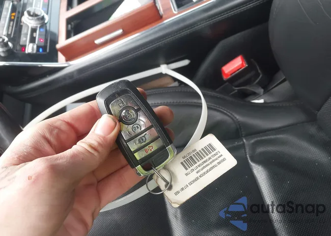 5LMJJ3LTXLEL00833: 44645801